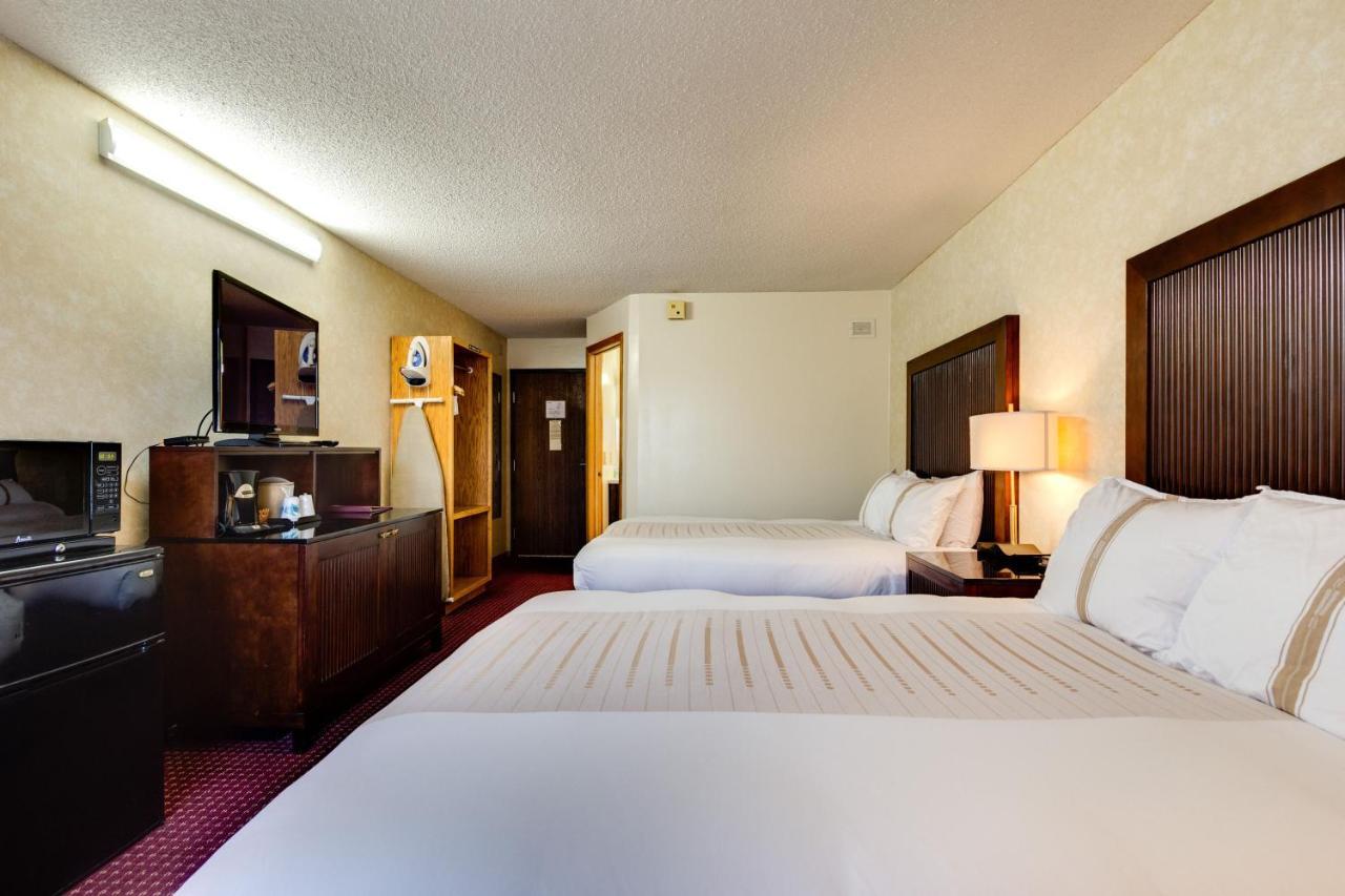 Fireside Inn And Suites Devils Lake Exterior foto